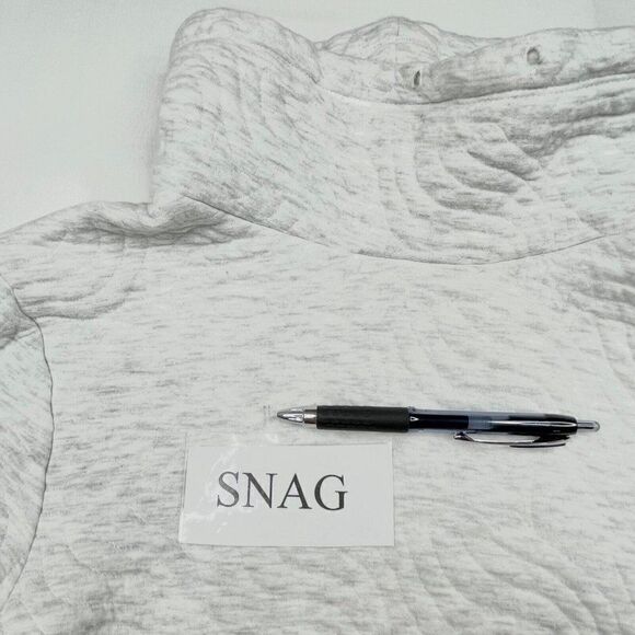 Carve Designs Milford Tunic Sweater Light Gray - Picture 6 of 9